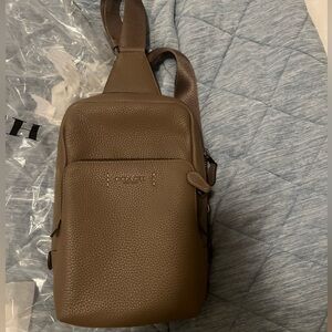 Coach Gotham crossbody bag Like NEW - taupe pebble leather